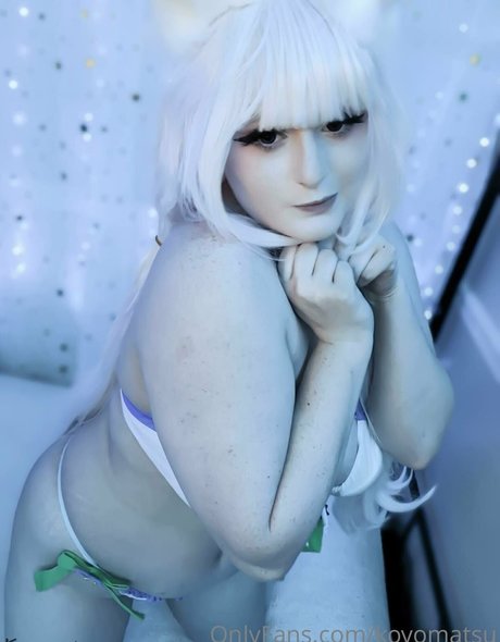 Koyomatsu étoile érotique images