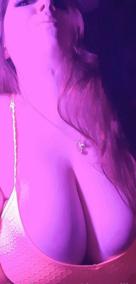 dream lily jolie star du porno images