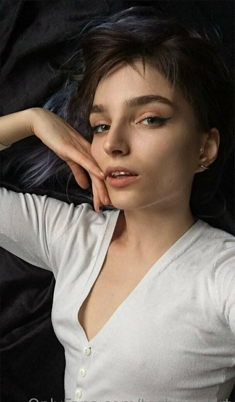 techno sqrt actrice exclusive galerie