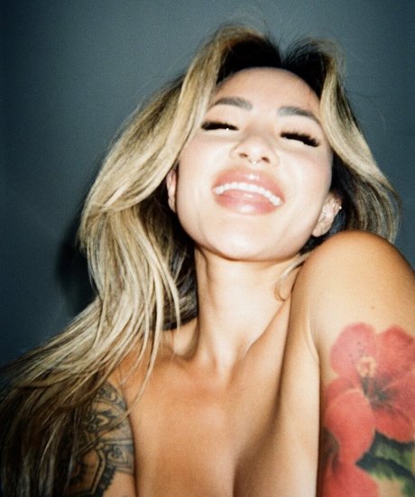 Linda Lan star du porno chaude des photos