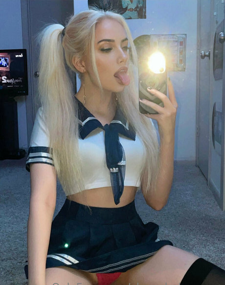 cherrybabyyxoxo sexe star du porno photo