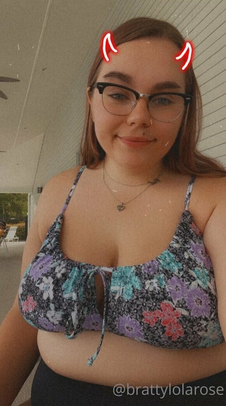 brattylolarose09 étoile nue galeries