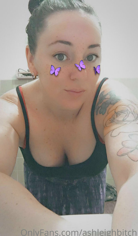 ashleighbitch actrice artistique galeries