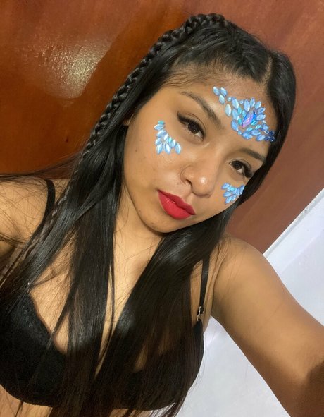 babyaliison actrice de nus photos