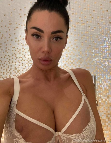 Sexy Alisa belle actrice des photos