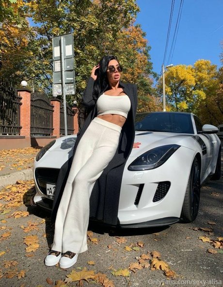 Sexy Alisa actrice sexy img