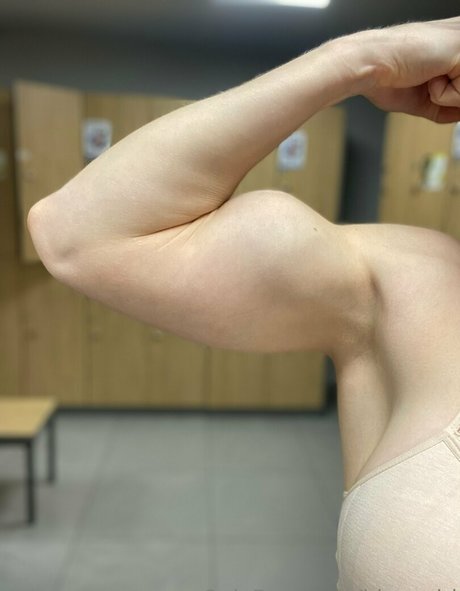 bicepgirl nus star du porno des photos