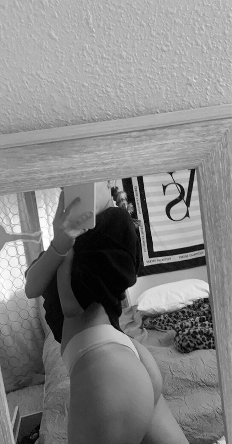 theparisangel modèle érotique photo