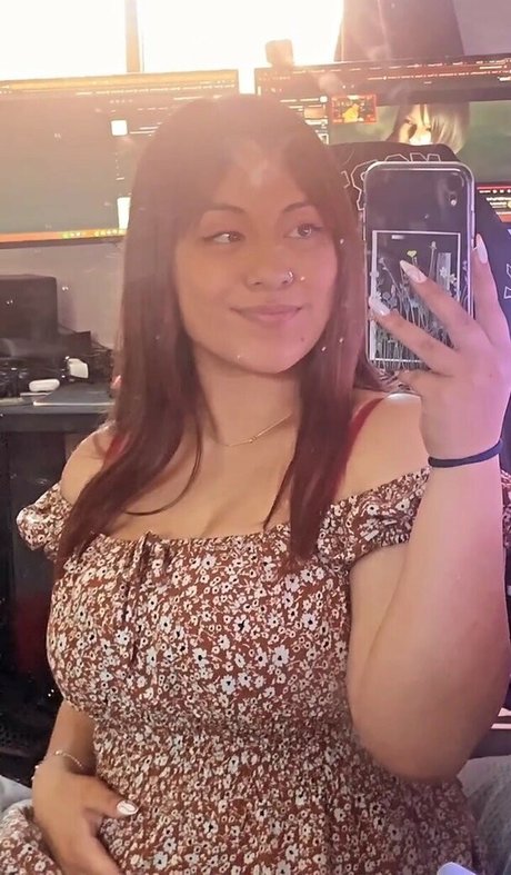 Chao Perkovich sexe de star du porno image