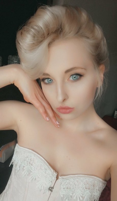 poeticminx jolie star du porno photos