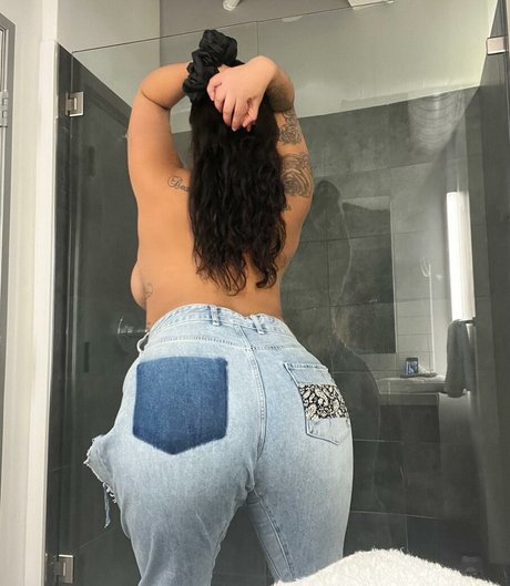 Brasi Quinzel modèle sexy image