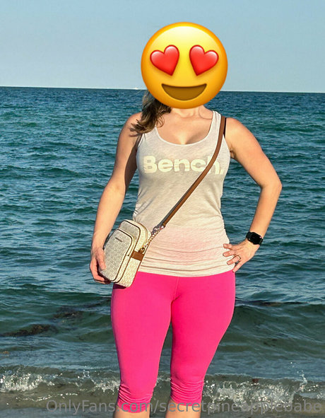 secretpineapplebabe actrice adulte des photos