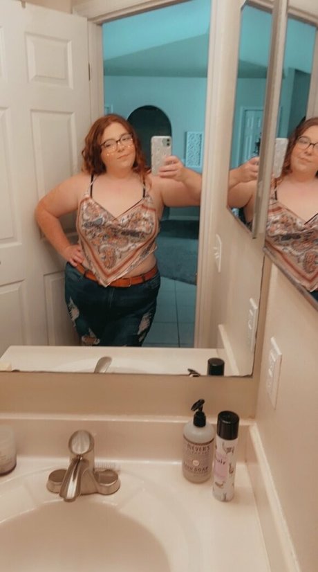 isee redd étoile exclusive photo