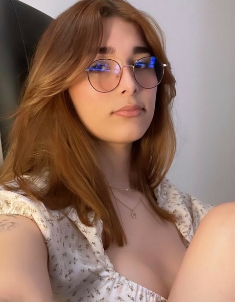 Maya Monroy Ruiz modèle hd archive