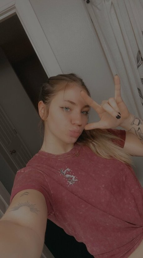 BaileyGoat star exclusive photos