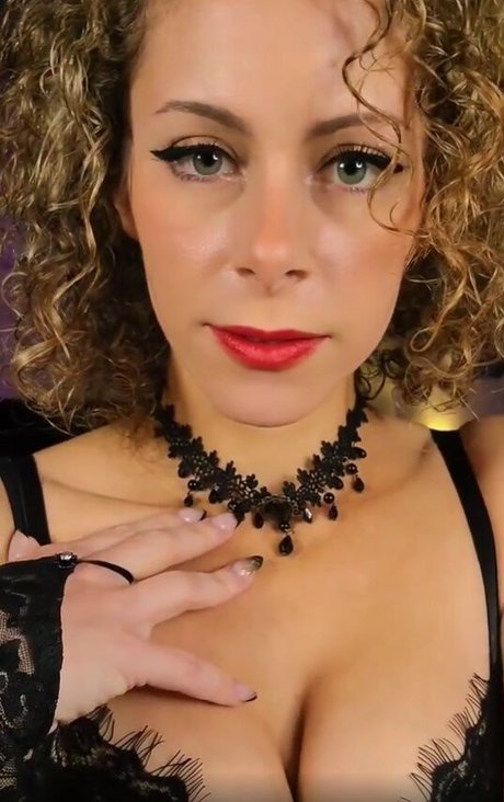 itsmisscurly star pornographique galeries