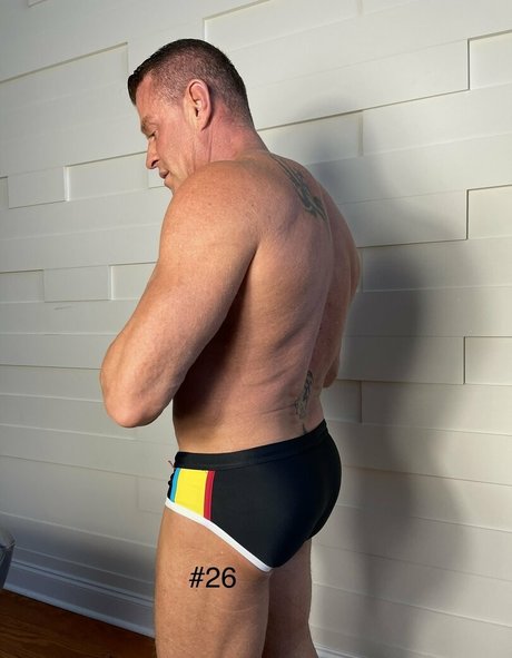 tylersaintfree star du porno nue archive