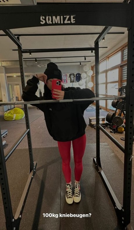 Eva Lys star du porno érotique photo