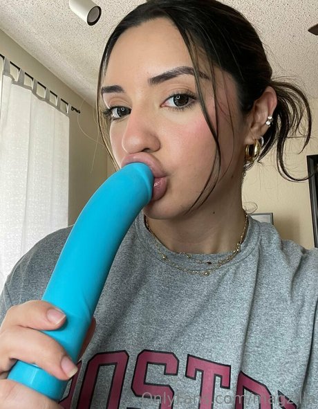 Magzilla Magzillac star du porno érotique galerie