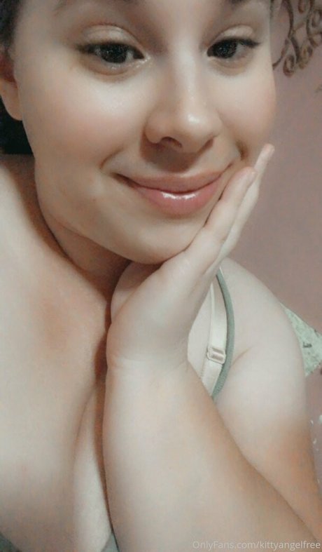 kittyangelfree modèle magnifique galerie