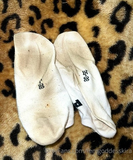 Goddess Kira modèle nu collection