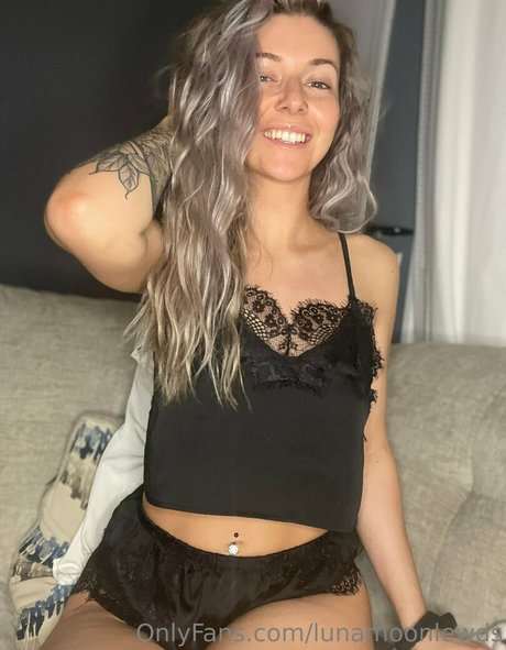 lunamoonlewds modèle joli galerie