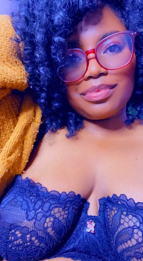 ohlivvynoir modèle pornographique des photos