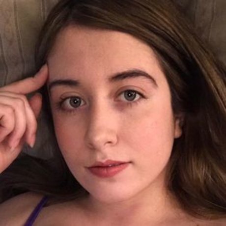 chatte solo uniquementfans érotique gratuit galeries