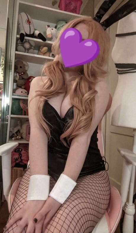 Natalie Minx modèle photos