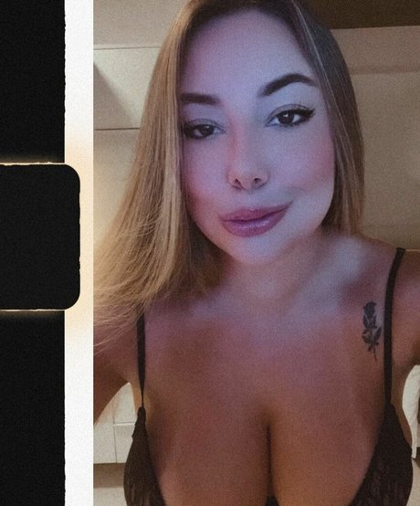 fefigueiredoo_ actrice sexy images