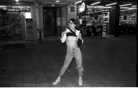 Nastya Pavonskaya étoile chaude images