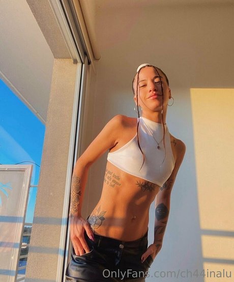 ch44inalu étoile exclusive images