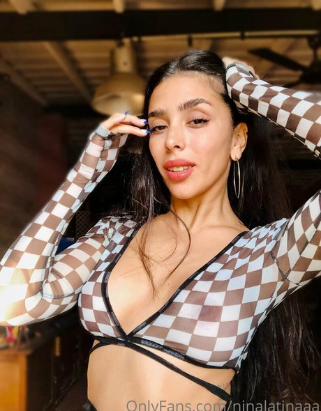 ninalatinaaa modèle magnifique images