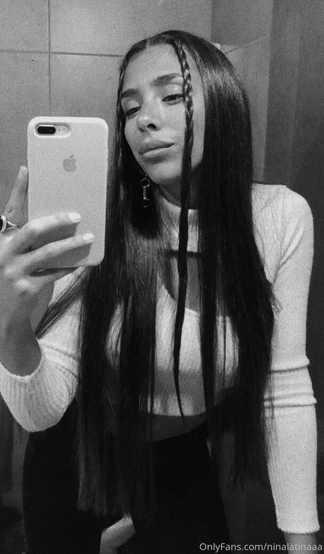 ninalatinaaa star du porno en haute qualité galeries