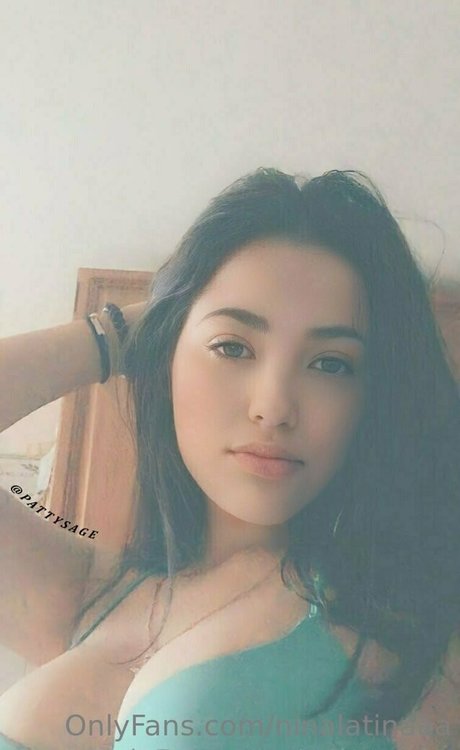 ninalatinaaa étoile nue collection