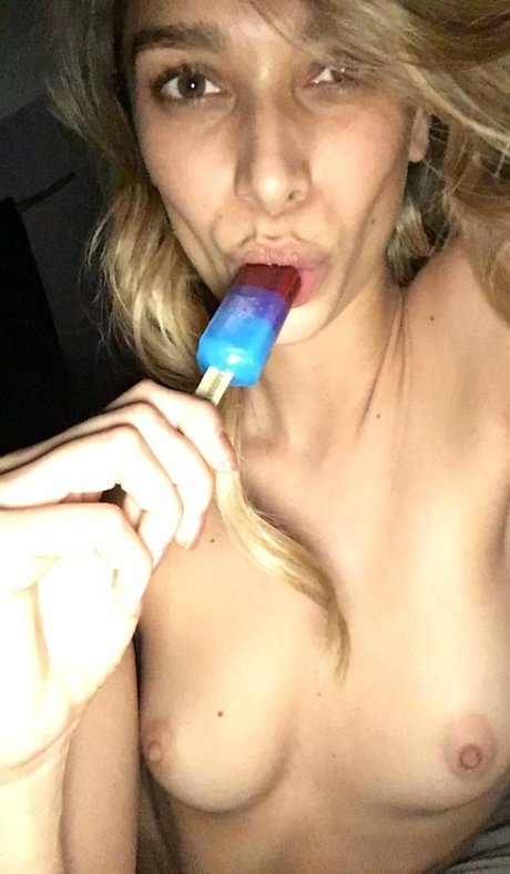 double branlette onlyfans gratuit sympa des photos