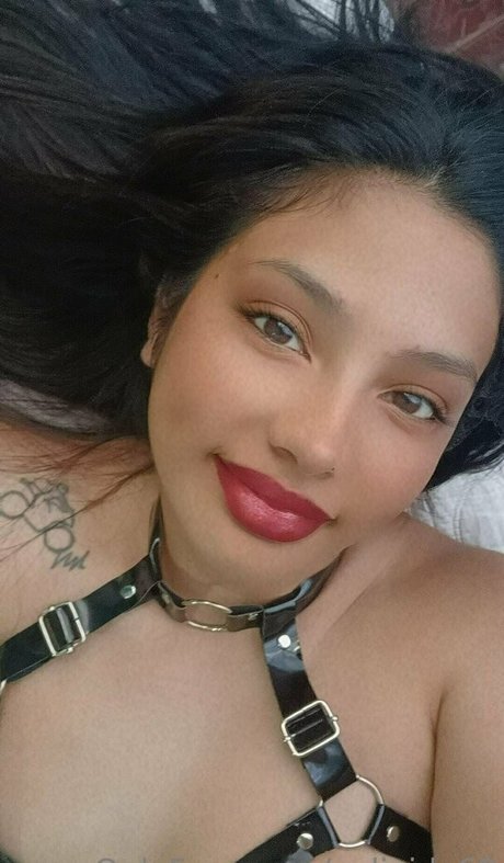 yuliaida69 modèle pornographique collection