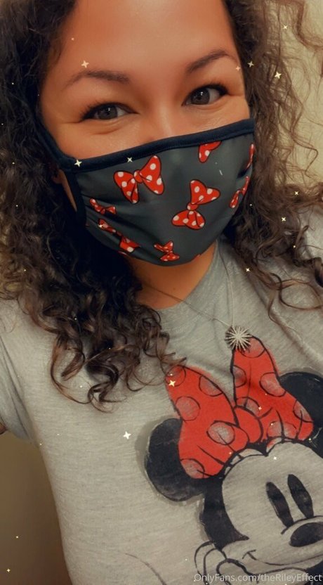 therileyeffect modèle adulte image