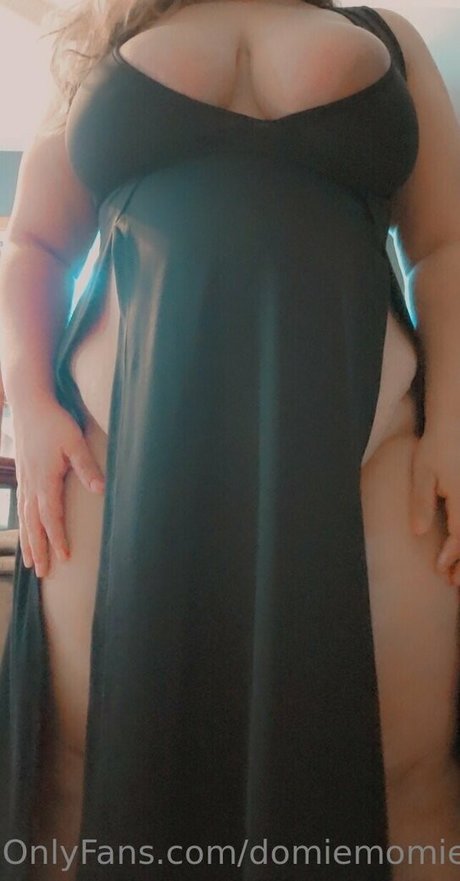 domiemomie modèle magnifique des photos