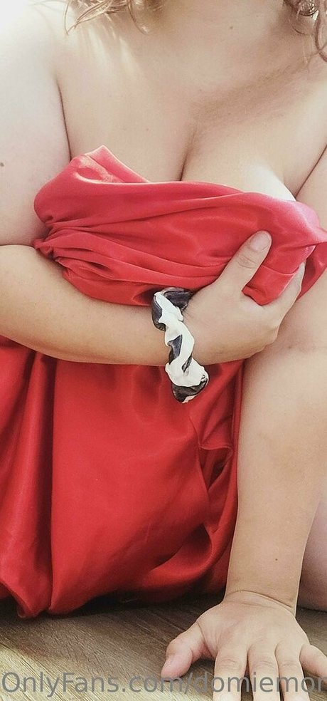 domiemomie nus star du porno collection