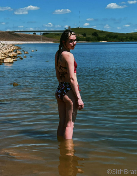 angzorahff actrice pornographique des photos