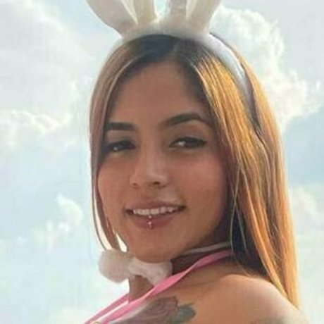 rousse 777 actrice nue collection