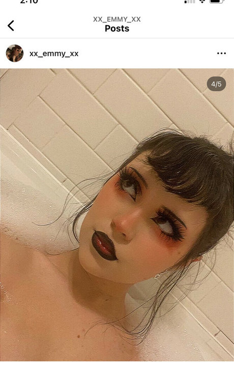 grosse bite trans onlyfans haut nu des photos