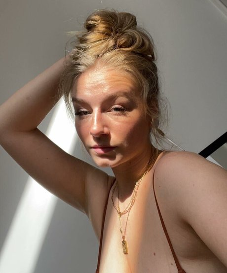 Hannah Alyssa Woods star du porno érotique archive