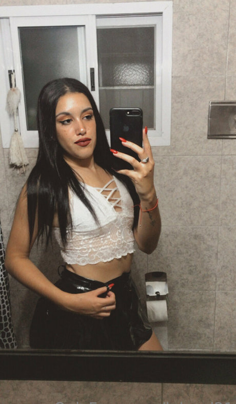 lulycal21 star érotique img