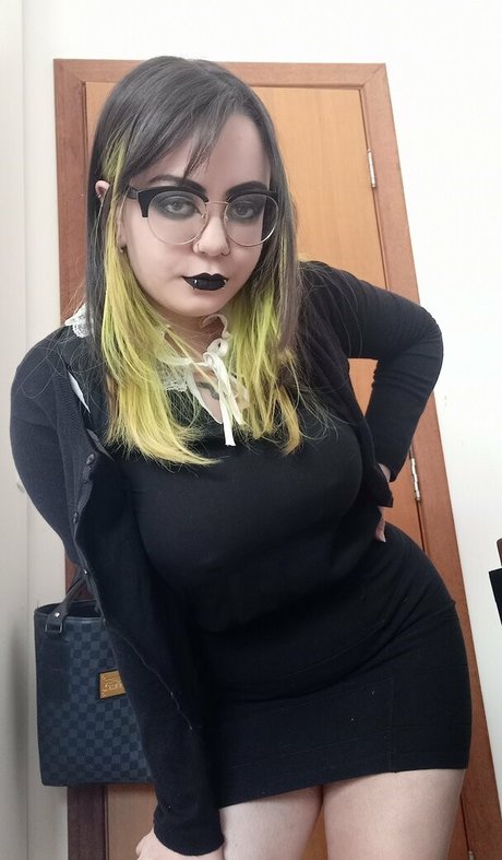 freecyber nyxie actrice artistique photo