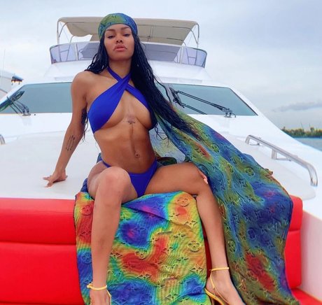 Teyana Taylor actrice pornographique images