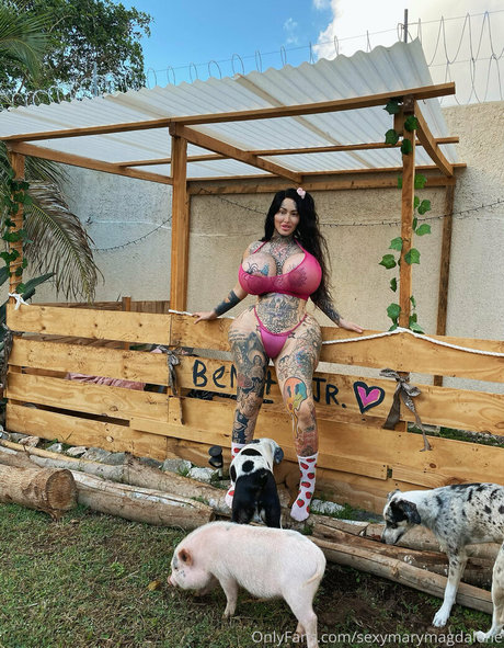 sexymarymagdalene actrice chaude image