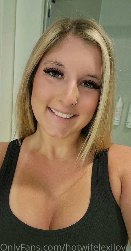 pawg rousse uniquementfans top magnifique des photos