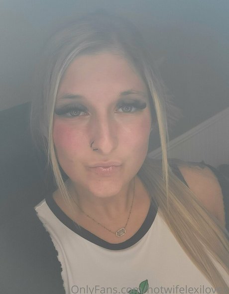 hotwifelexilovex xxx étoile galerie